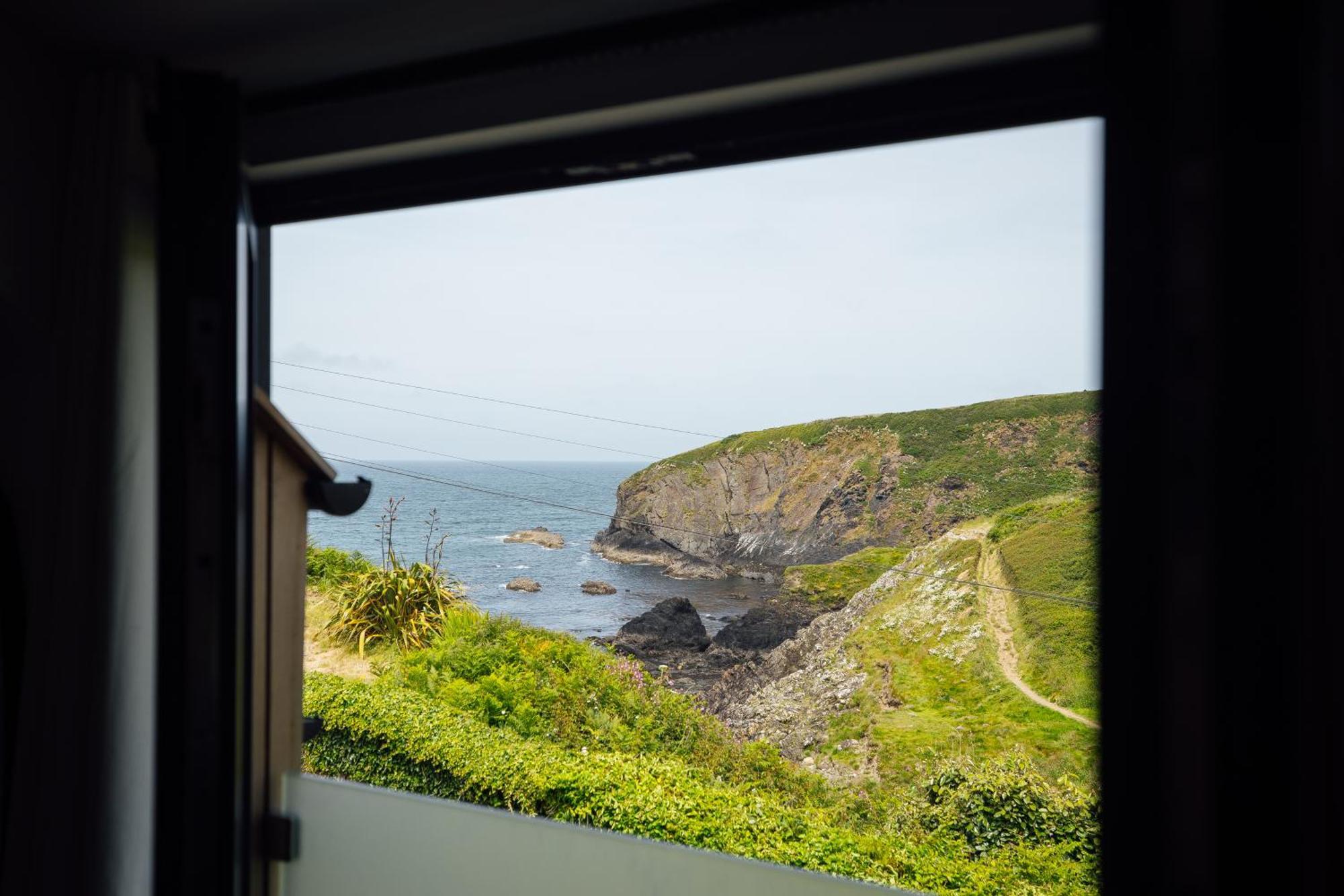 Cliff-Top Cottage On Coast Path W/Panoramic Views Trevine ภายนอก รูปภาพ